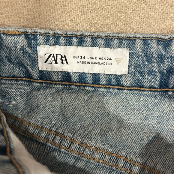 Zara Light Blue Distressed Jean Shorts - Picture 3 of 4